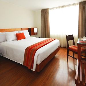 Habitación con Cama King